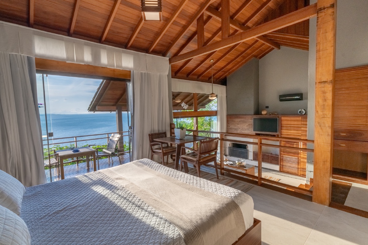 Ponta dos Ganchos Exclusive Resort